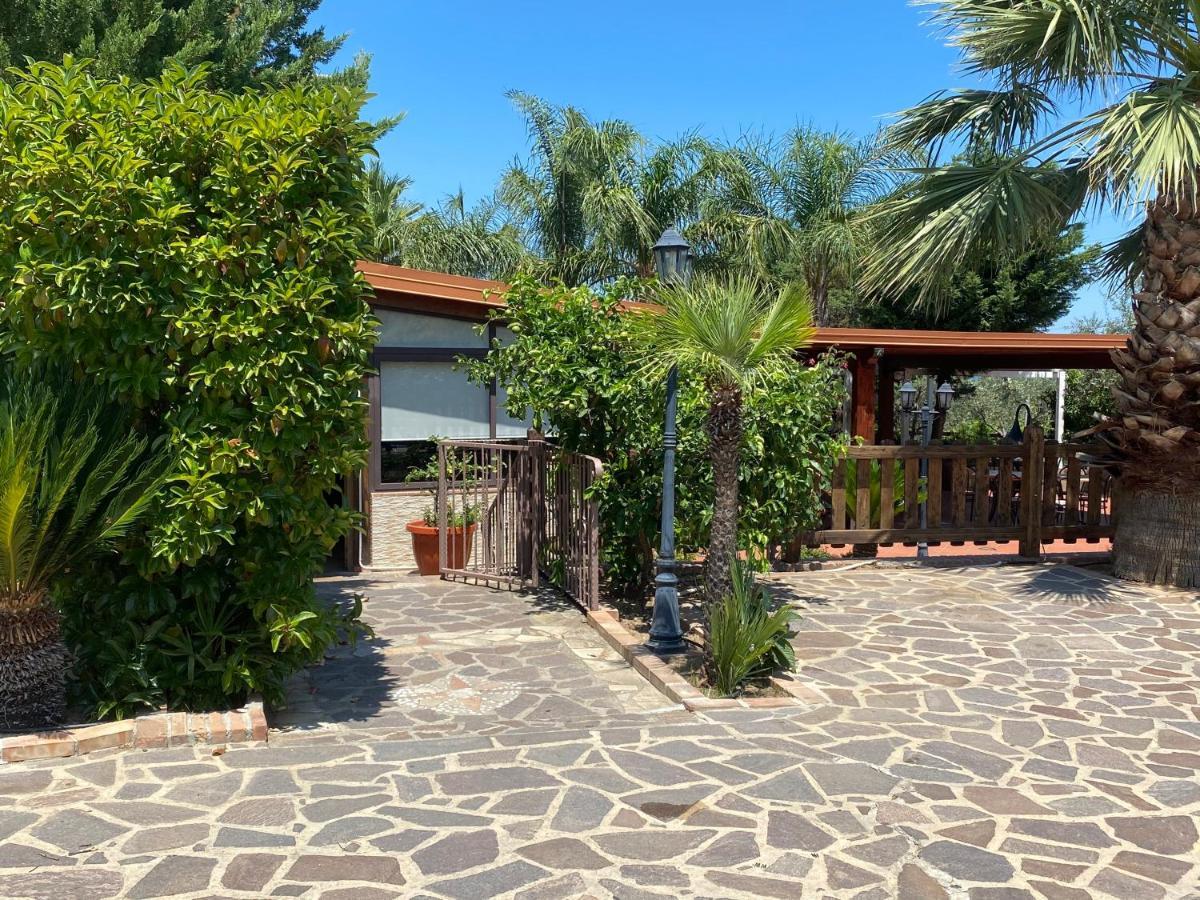 Agriturismo San Francesco Villa Rossano Stazione Esterno foto